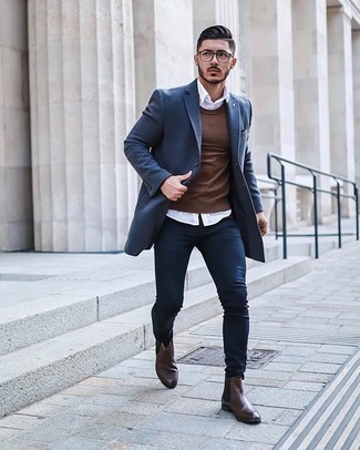 Какие рубашки с длинным рукавом носить с синим длинным пальто