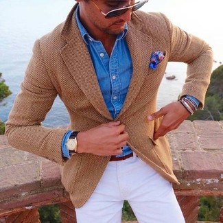 С чем носить синий нагрудный платок с "огурцами"