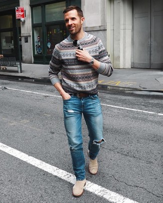 С чем носить синие рваные джинсы мужчине