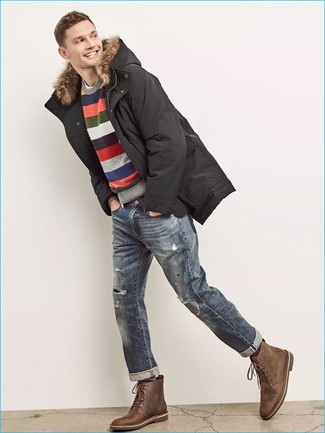 С чем носить синие рваные джинсы мужчине