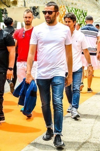 С чем носить синюю куртку-рубашку мужчине