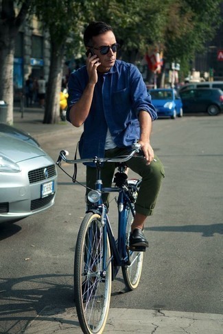 Какие лоферы носить с синей курткой-рубашкой мужчине