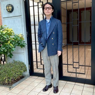 Какие пиджаки носить с синей рубашкой с коротким рукавом мужчине