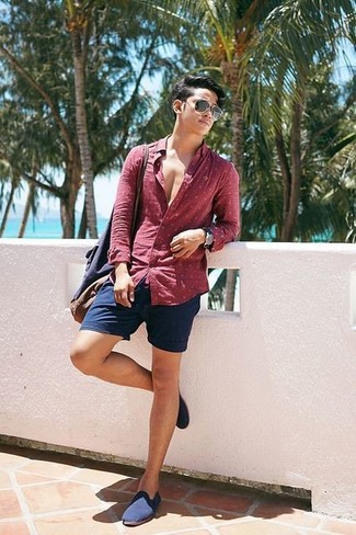 Какие лоферы носить с синими шортами мужчине