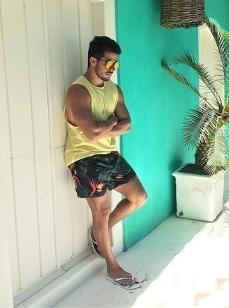 Какие майки носить с синими шортами мужчине