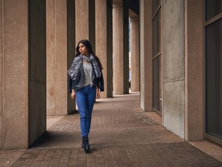 Какие косухи носить с синими джинсами скинни