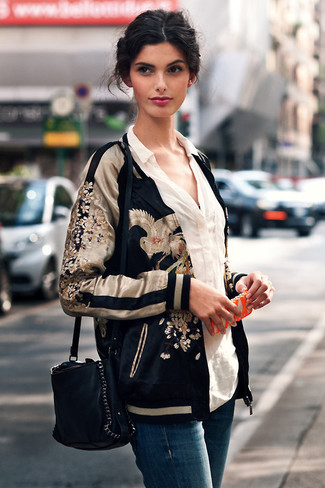 Какие бомберы носить с синими джинсами скинни