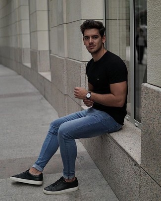 С чем носить синие зауженные джинсы мужчине