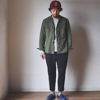 С чем носить синие слипоны мужчине