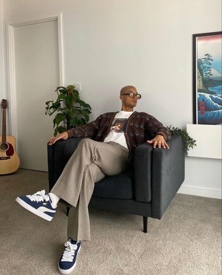 С чем носить синие кеды мужчине