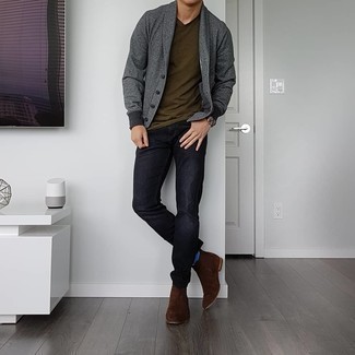 С чем носить синие носки мужчине