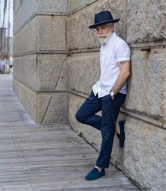 С чем носить синюю соломенную шляпу мужчине