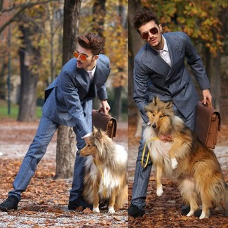 Какие оксфорды носить с синим костюмом