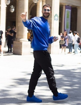 С чем носить синие солнцезащитные очки мужчине