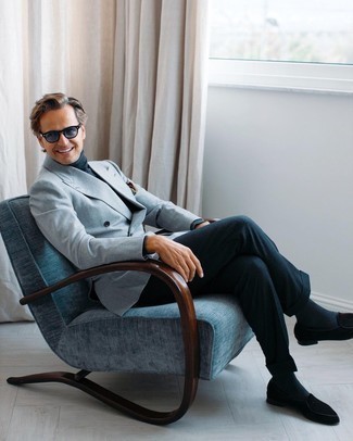 С чем носить синие солнцезащитные очки мужчине