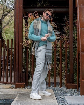 С чем носить синие солнцезащитные очки мужчине