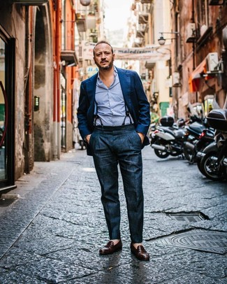 С чем носить синие подтяжки