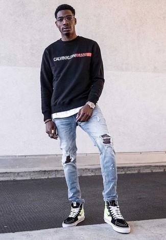 С чем носить синий свитшот мужчине