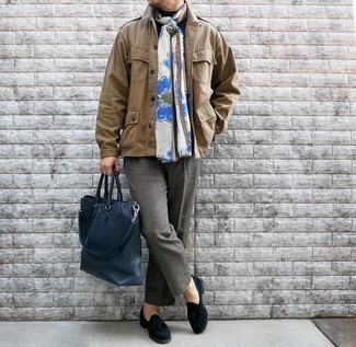 Какие водолазки носить с синими лоферами с кисточками