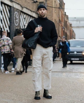 Какие брюки карго носить с синей водолазкой