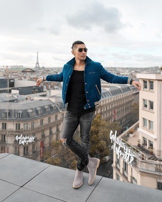 С чем носить синюю университетскую куртку мужчине