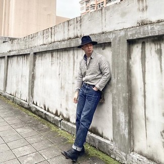 С чем носить синюю шерстяную шляпу мужчине