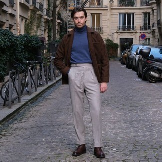 С чем носить синюю шерстяную куртку мужчине