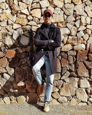 С чем носить синюю шерстяную водолазку мужчине