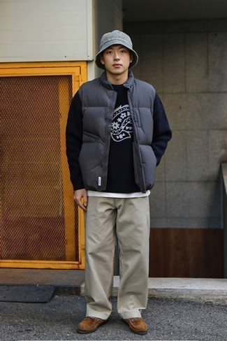 Как носить топсайдеры с брюками чинос