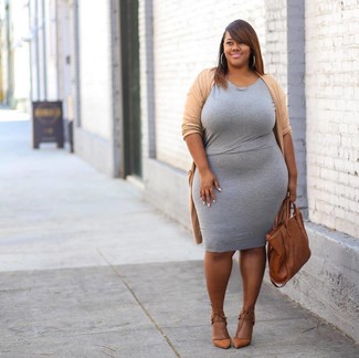 Как носить облегающее платье с туфлями