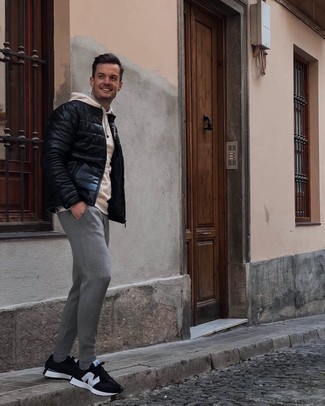 Как носить бомбер с кроссовками мужчине