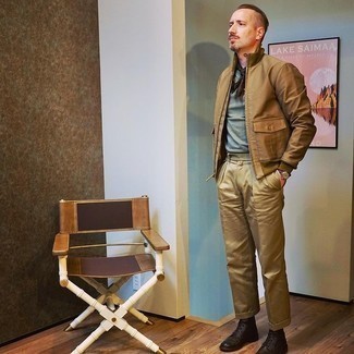 Как носить бомбер с повседневными ботинками мужчине