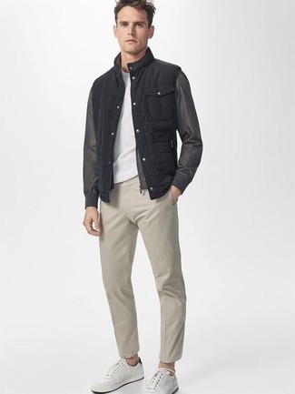 Как носить бомбер с курткой без рукавов мужчине