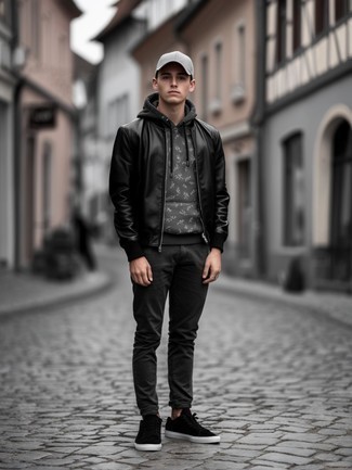 Как носить бомбер с низкими кедами мужчине