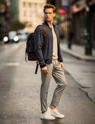 Как носить бомбер с низкими кедами мужчине