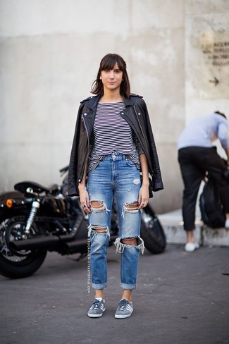 Как носить джинсы-бойфренды с косухой