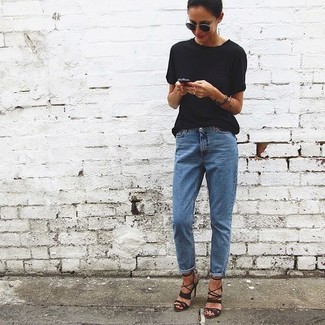 С чем носить джинсы-бойфренды