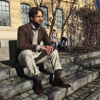 Какие ботинки дезерты носить с коричневым пиджаком