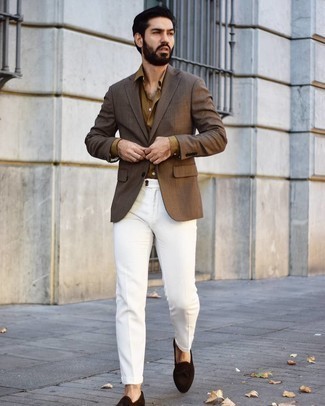 Какие лоферы с кисточками носить с коричневым пиджаком