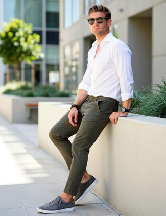 С чем носить коричневый браслет мужчине