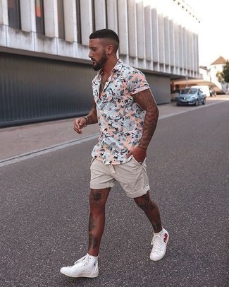 С чем носить коричневый браслет мужчине