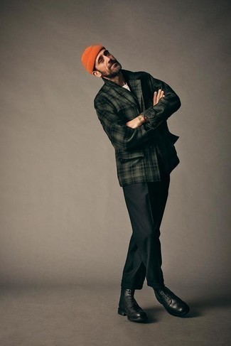 С чем носить коричневый браслет мужчине