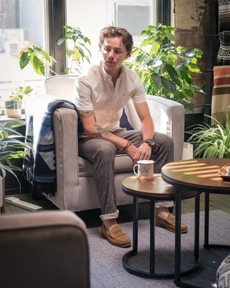 С чем носить коричневый браслет мужчине