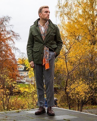 Какие классические брюки носить с коричневыми брогами