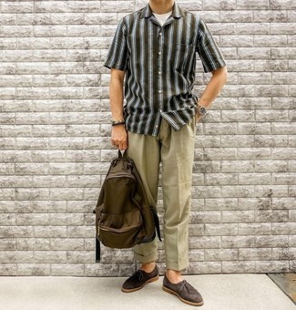 С чем носить коричневый рюкзак из плотной ткани мужчине