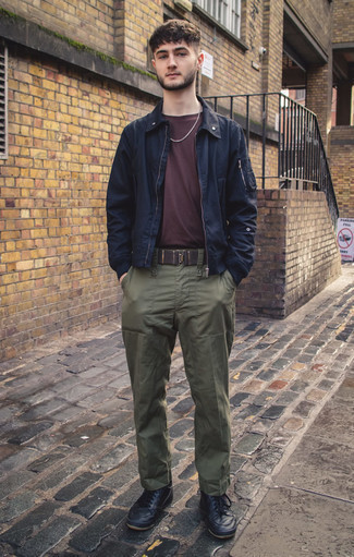 С чем носить коричневый ремень из плотной ткани мужчине