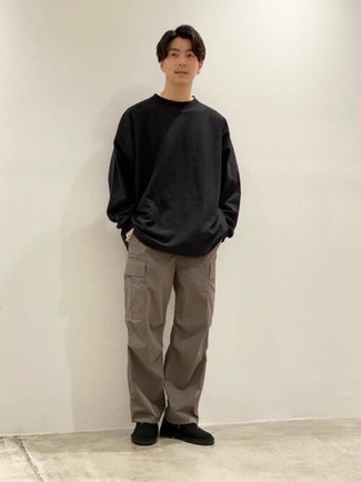 Какие ботинки дезерты носить с коричневыми брюками карго