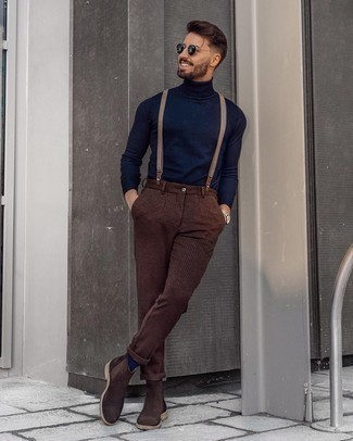 С чем носить коричневые брюки чинос в клетку