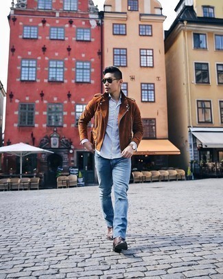 Какие косухи носить с коричневыми ботинками челси мужчине