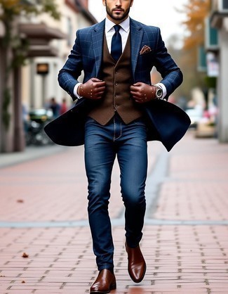 Какие пиджаки носить с коричневыми ботинками челси мужчине